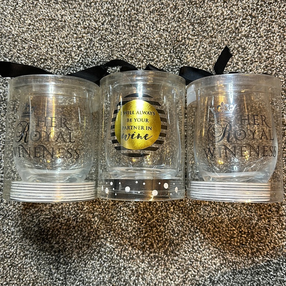 Bundle Gift Wineglasses (3) Her Royal Wineness Partner in Wine